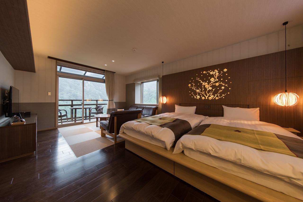 Okuhita Onsen Umehibiki Hotel Bagian luar foto