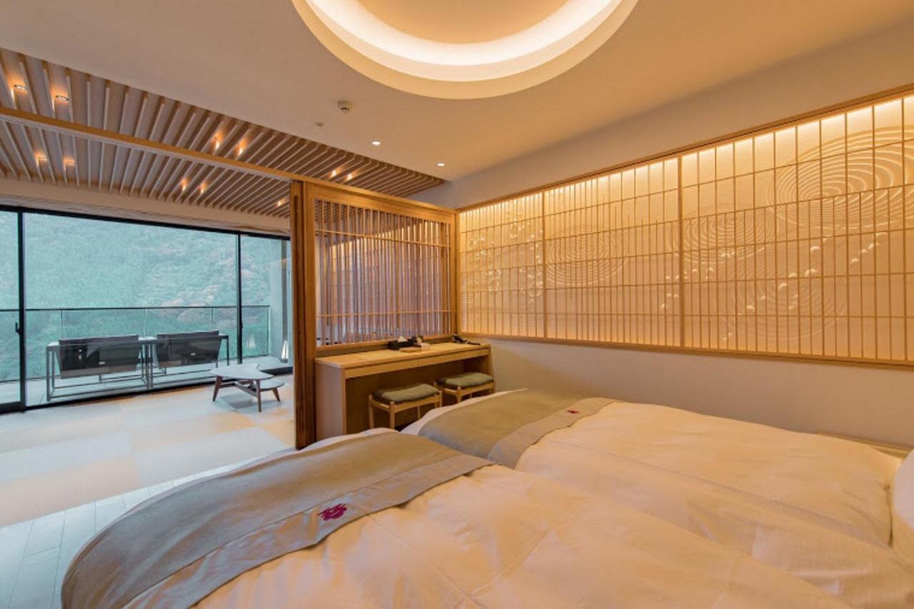 Okuhita Onsen Umehibiki Hotel Bagian luar foto