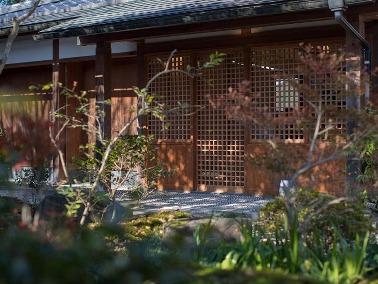 Okuhita Onsen Umehibiki Hotel Bagian luar foto