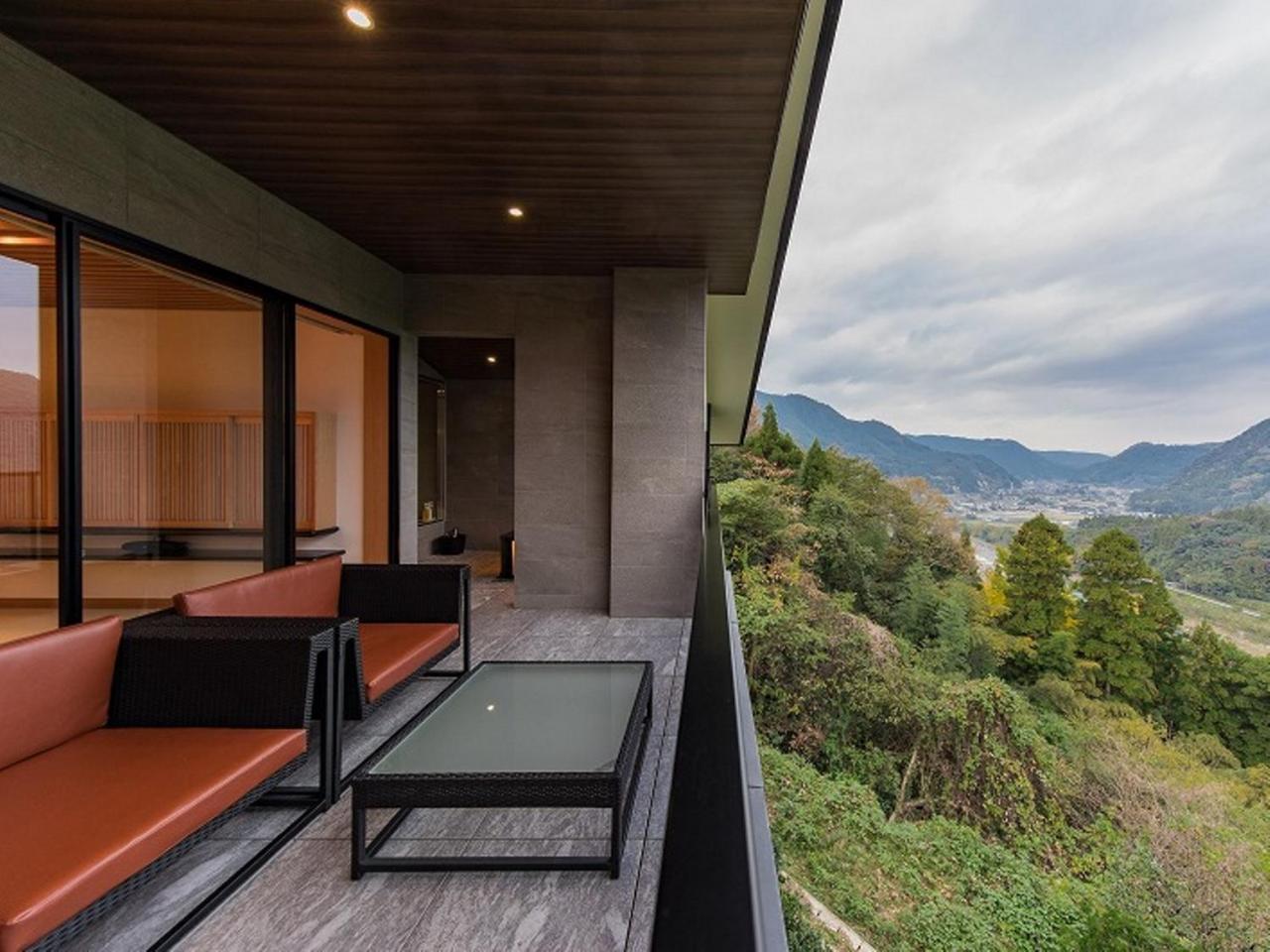 Okuhita Onsen Umehibiki Hotel Bagian luar foto