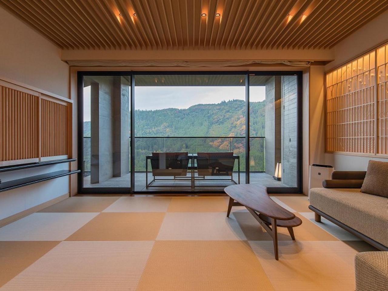 Okuhita Onsen Umehibiki Hotel Bagian luar foto