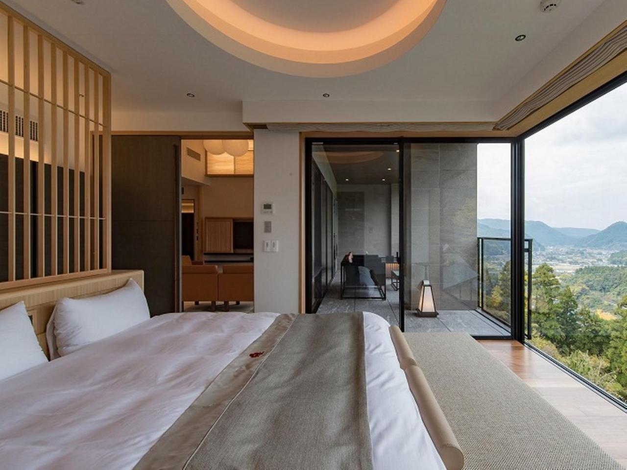 Okuhita Onsen Umehibiki Hotel Bagian luar foto