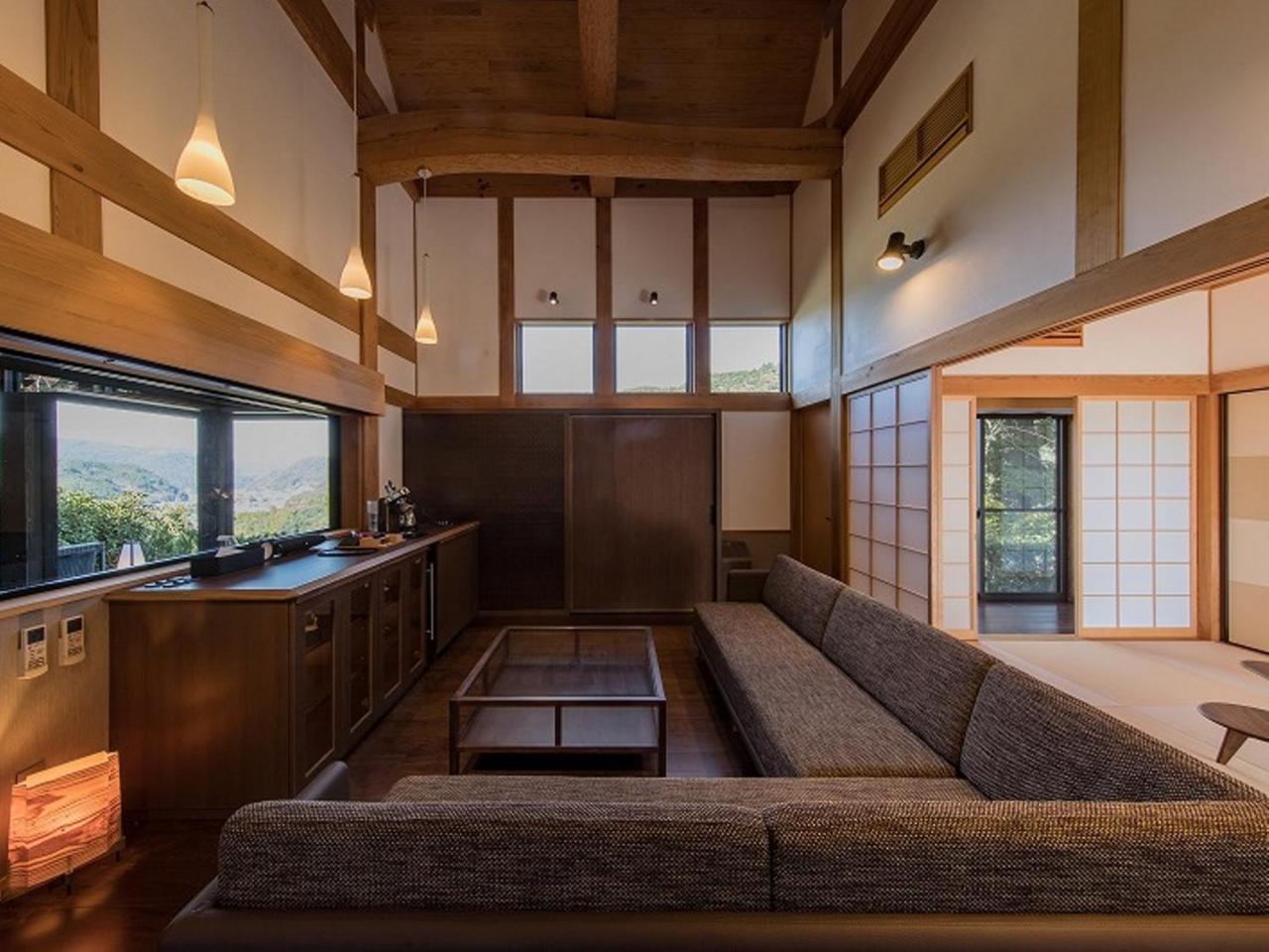 Okuhita Onsen Umehibiki Hotel Bagian luar foto